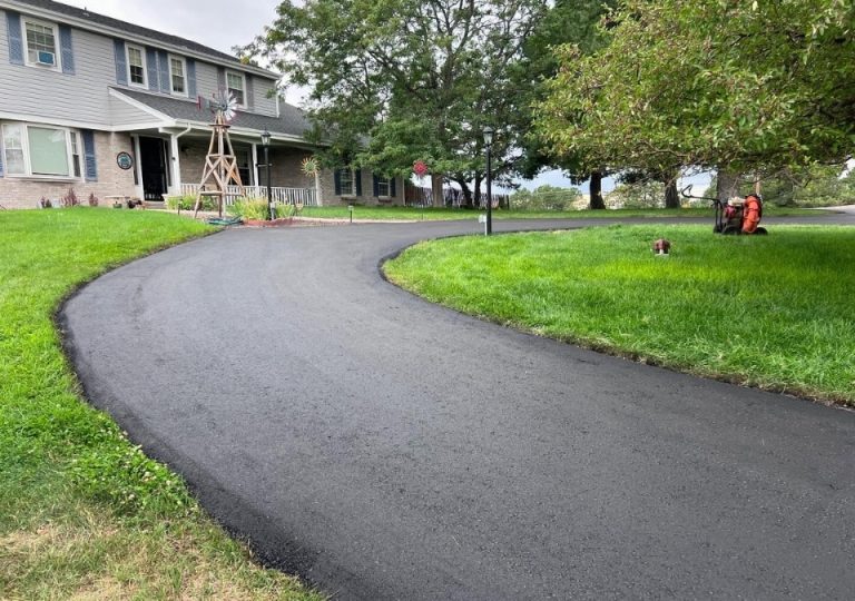 Asphalt Driveway Paving In Bouder